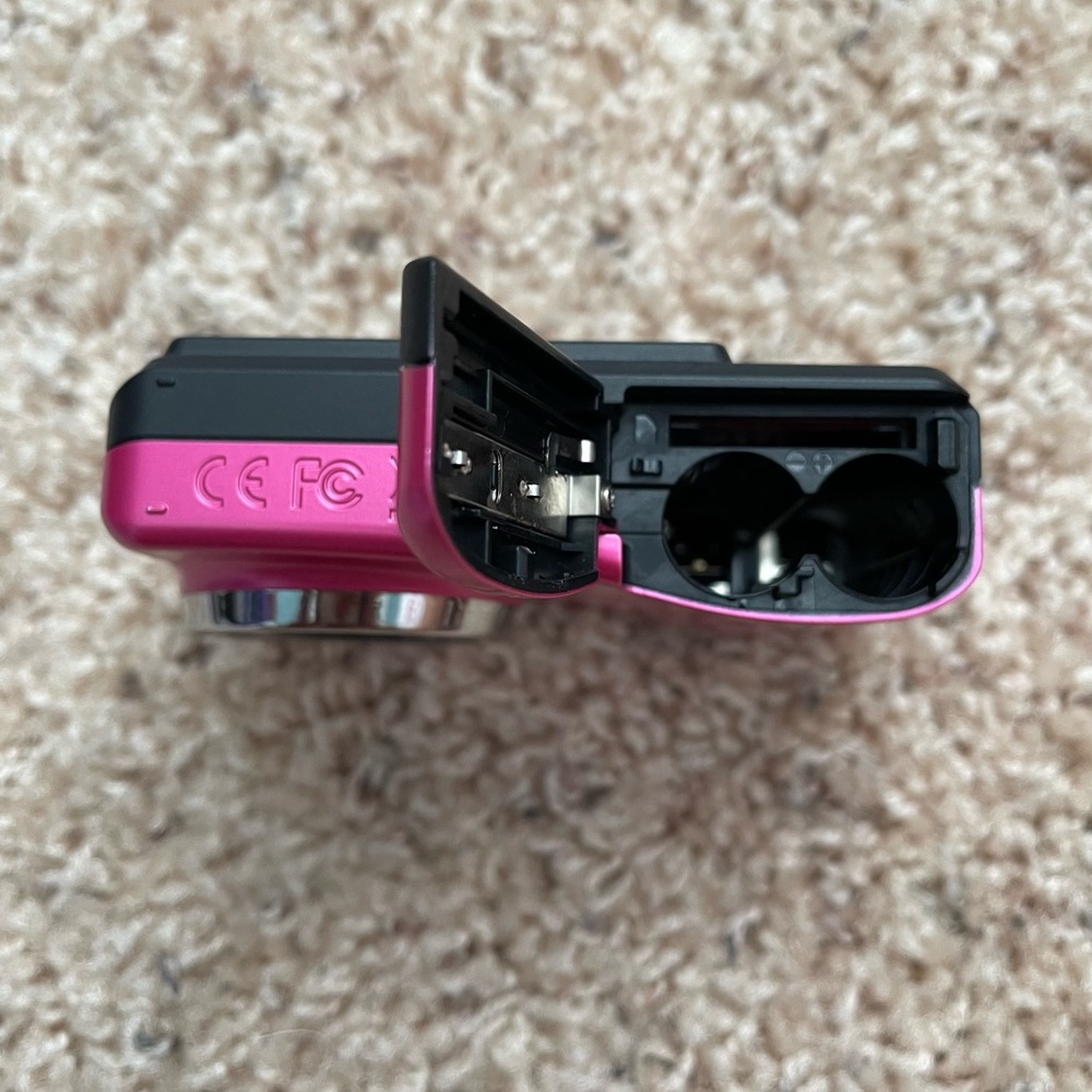 GE C1433 Pink Digital Camera - Picture 6 of 7